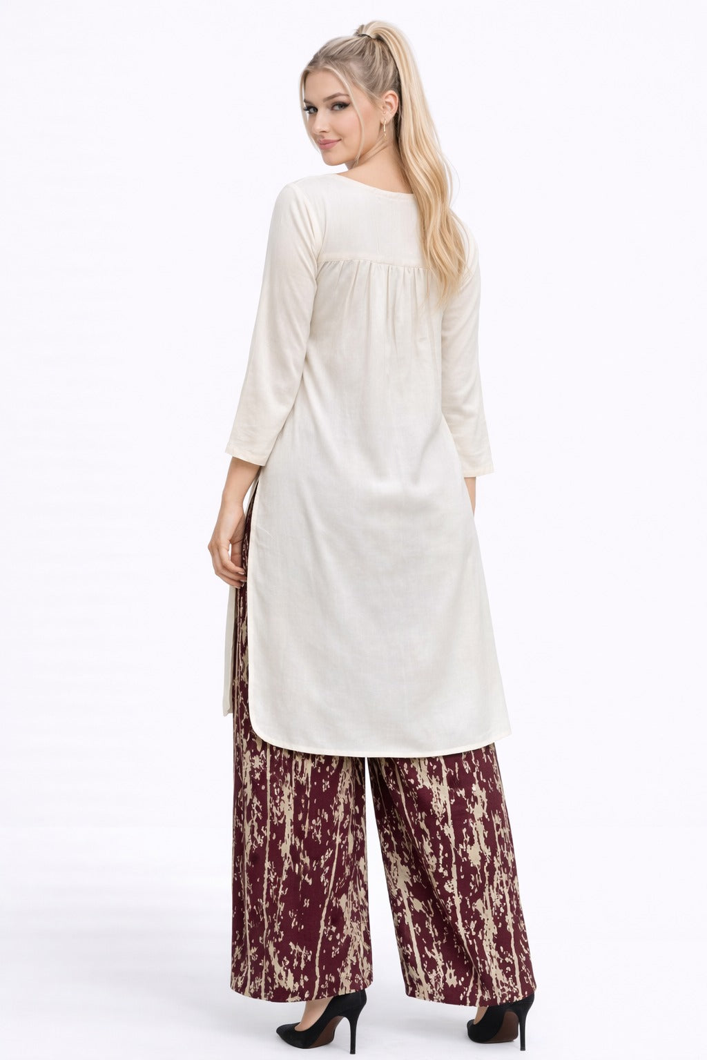 Elegant Cream Kurta with Maroon Printed Trousers – 2 Piece Lawn Suit