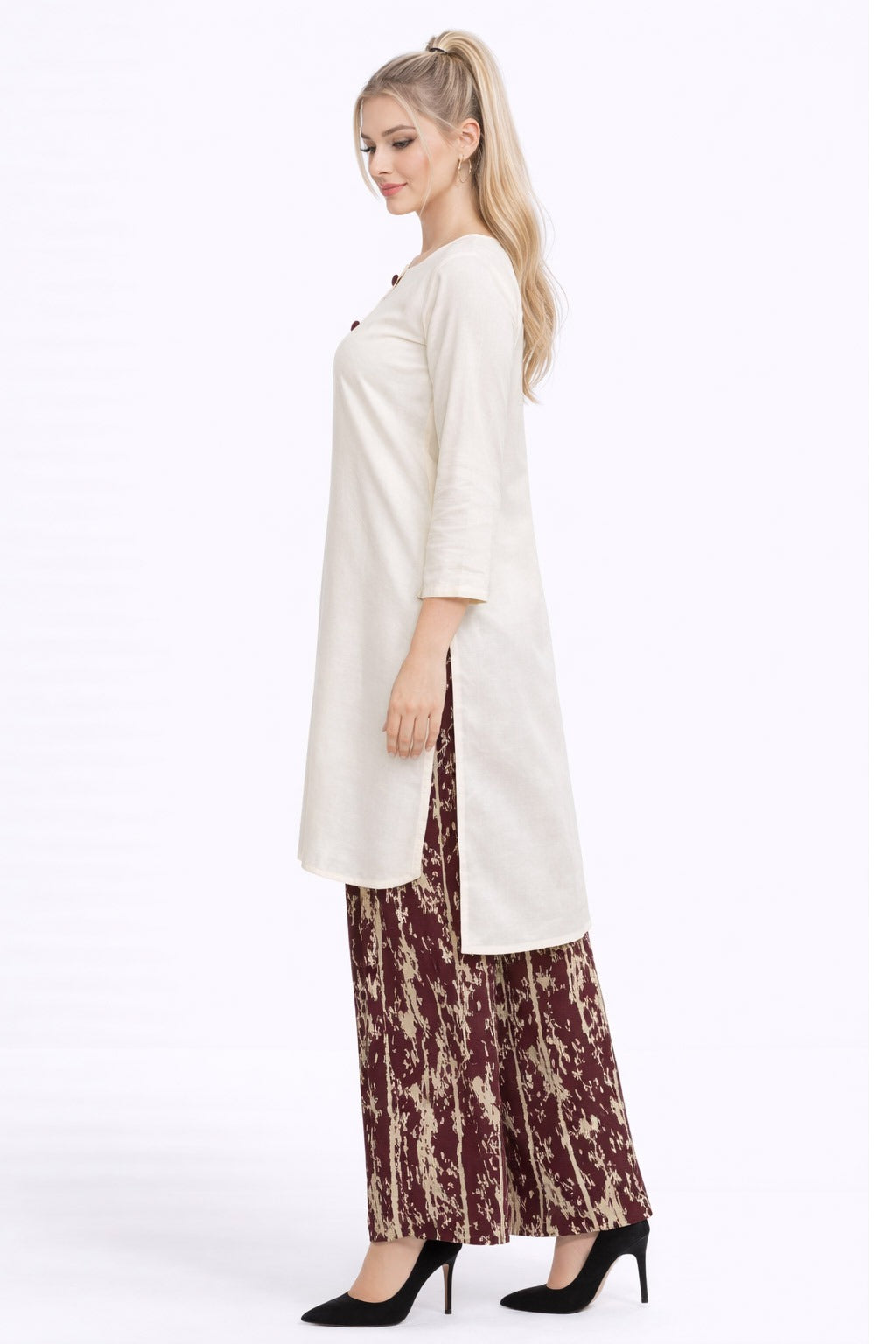 Elegant Cream Kurta with Maroon Printed Trousers – 2 Piece Lawn Suit