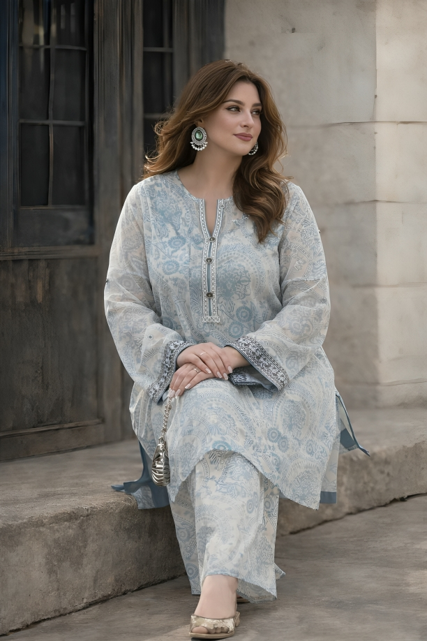 Printed Lawn Kurta Set with Straight Trousers – Elegant Summer Pret